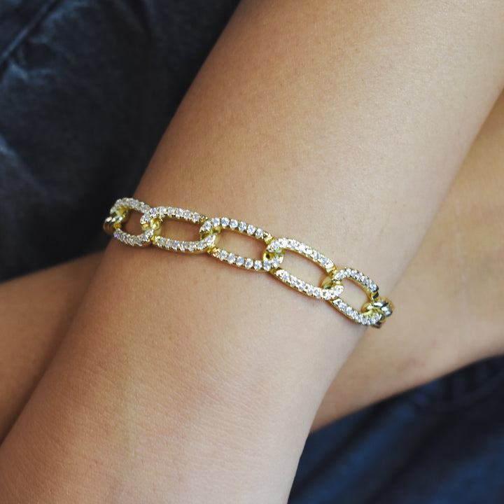 Elegant Chain Bracelet